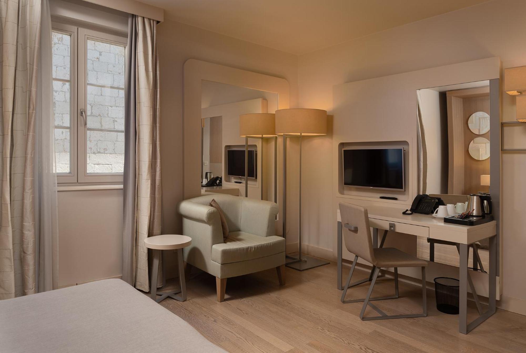 Art Hotel Kalelarga Zadar Bagian luar foto