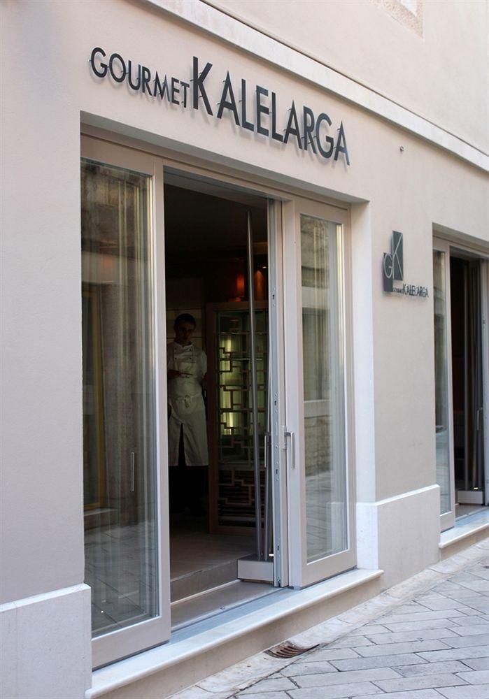 Art Hotel Kalelarga Zadar Bagian luar foto