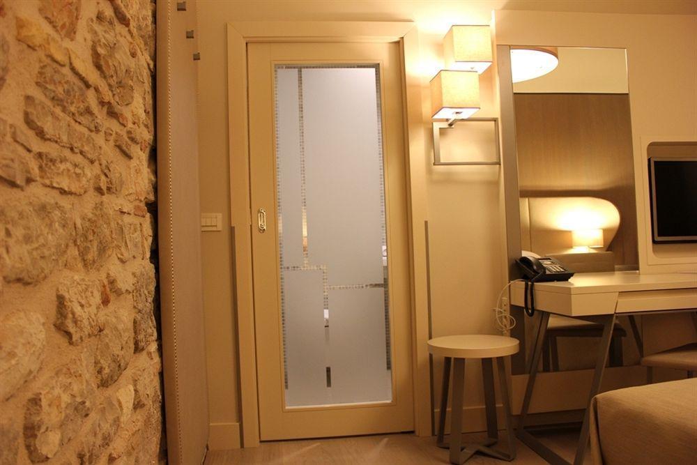 Art Hotel Kalelarga Zadar Bagian luar foto