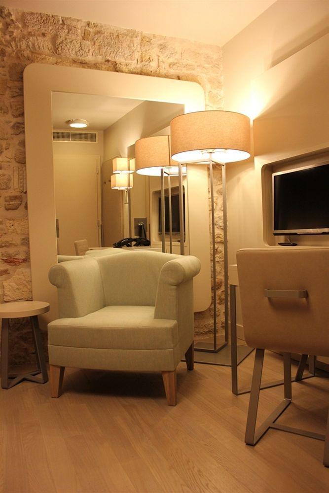 Art Hotel Kalelarga Zadar Bagian luar foto
